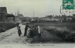 SAVIGNY LE TEMPLE - Entrée Du Village. - Savigny Le Temple