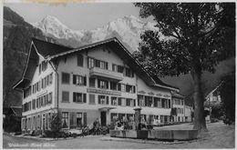 WILDERSWIL → Hotel Bären Mit Gästen Uund Touristen, Fotokarte Ca.1940 - Wilderswil