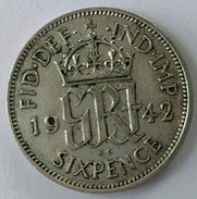 SIX PENCE - 1942 - GEORGES VI - Argent - - H. 6 Pence