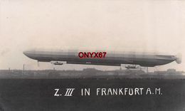 Carte Postale Photo Militaire Allemand FRANKFURT (Allemagne) Zeppelin Dirigeable Z III 16-09-1913 - (Photo Recoupée) - Airships