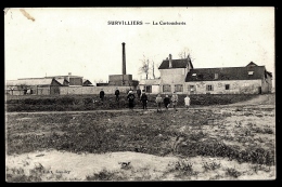 CPA ANCIENNE FRANCE- SURVILLIERS (95)- LA CARTOUCHERIE EN GROS PLAN- ANIMATION DEVANT - Survilliers