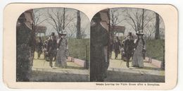 Vue Stéréoscopique /U.S.A./WASHINGTON DC/ Guests Leaving The White  House After A Reception /Vers 1870-1890   STE93 - Stereo-Photographie