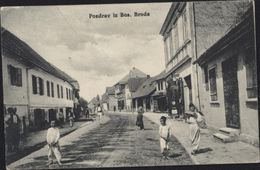 CPA Bosnie Herzegovine Pozdrav Iz Bos Broda Très Animée Enfants Circulée 1914 FM Je Pense - Bosnia And Herzegovina