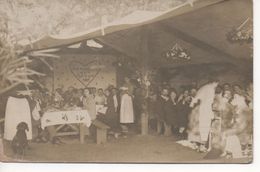 CARTE PHOTO D' Un MARIAGE  ( Honneur Aux Epoux )  -  Lieu à Identifier  -  Voir Scans - Noces