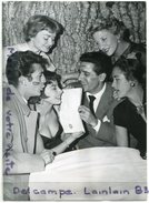 Photo De Presse  Original - Gilbert BECAUD, Jean Claude PASCAL, Magali NOEL. 25-10-1955, TBE, Scans. - Famous People