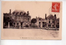 REF 306  : CPA 79 MONCOUTANT Place Principale - Moncoutant