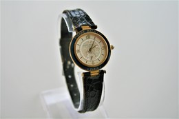 Watches : PIERRE BALMAIN PARIS LADIES GOLD PLATED- Original - Swiss Made - Running - Excelent Condition - Montres Modernes