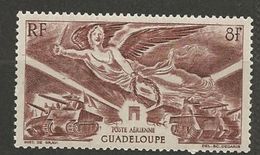 GUADELOUPE PA N° 6 NEUF* TRACE DE CHARNIERE / MH - Luftpost