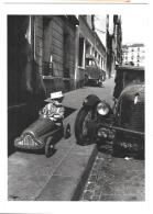 CPA. ILLUSTTRATEUR..PHOTOGRAPHE..ROBERT DOISNEAU..BOLIDE 1958..  1988  RAPHO....BE.SCAN - Doisneau