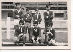 PHOTOGRAPHIE ORIGINALE ALEXANDRE à PEYREHORADE  -  ECOLE De RUGBY à 7  -  Les Années 1960??  -  Lieu Réel à Identifier - Saint Vincent De Tyrosse