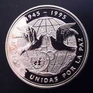 DOMINICAN REPUBLIC 1 PESO 1995 SILVER PROOF "UN - Peace 1945-1995 "free Shipping Via Registered Air Mail - Dominicaanse Republiek