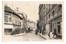 Delcampe - (18320-92) Nanterre - Rue Du Chemin De Fer - Animé Commerce - Nanterre