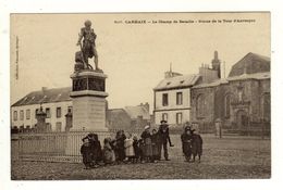 Cpa N° 600 CARHAIX Le Champ De Bataille Statue De La Tour D' Auvergne - Carhaix-Plouguer