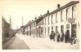 Baarle-Hertog : Molenstraat Met Rechts Belgisch Tolwezen - Baarle-Hertog