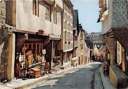 ¤¤   -   DINAN   -  Vieilles Maisons Rue Jerzual  -  Brocante , Antiquaire     -   ¤¤ - Dinan