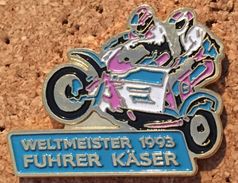 MOTO - SIDE CAR BLEU ET ROSE - WELTMEISTER 93 - FUHRER & KÄSER - CHAMPION DU MONDE  -      (19) - Motorräder