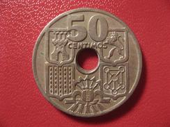 Espagne - 50 Centimos 1949 - Trou Décentré 8274 - 50 Pesetas