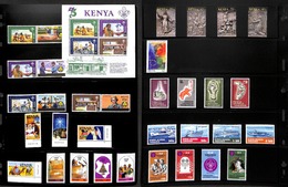 12119 ESTERO - KENIA - KENIA - 1967/2007 - Serie Complete E Un Foglietto Del Periodo In Una Pagina Di Raccoglitore - Gom - Autres & Non Classés