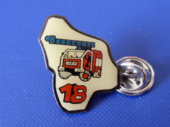 Pin's Sapeurs Pompiers Beaucourt - Contour De Département - Camion Tout Terrain (KD67) - Pompiers