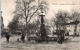Delcampe - 31 - REVEL - Fontaine Des Trois Grâces - Revel