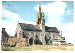 TRONOËN - Chapelle (1470) Et Calvaire - MX 1371 - (JOS, Le Doaré, Châteaulin) (Meules De Foin Et Fourches) - Saint-Jean-Trolimon