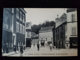 Delcampe - CPA D77 Chelles, Carrefour Gambetta Ecoles De Garcons - Chelles