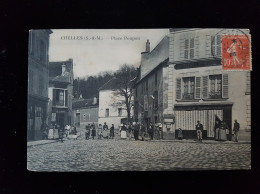 Delcampe - CPA D77 Chelles, Place Poupou - Chelles