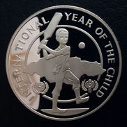 JAMAICA 10 DOLLARS 1979 SILVER PROOF "International Year Of The Child" Free Shipping Via Registered Air Mail - Jamaique