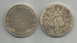 MEDAILLE . METTRE L'ARMURE . - Sonstige & Ohne Zuordnung