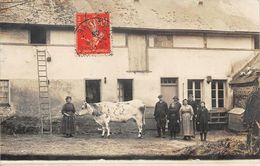 AUNEUIL - Carte Photo - 1909 - Ferme - Vache - TBE - Auneuil