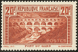 ** Pont Du Gard. Papier Blanc. No 262Aa (Maury 262Ia), Chaudron Clair, Très Frais. - TB. - R - Other & Unclassified