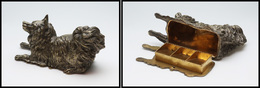 Boîte En Bronze "Chien Couché", Intérieur Doré, 3 Comp., 130x45x70mm. - TB (1e Pièce Signalée) - Stamp Boxes