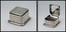 Boîte Métal Argenté "Modern Style", 2 Comp. Timbres Et Plumes, 60x60x35mm. - TB - Stamp Boxes