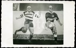 50s REAL PHOTO FOTO COMIC POSTCARD SOCCER FUTEBOL SPORTING SCP BENFICA SLB PORTUGAL - Soccer