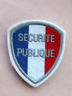 Police Nationale: Ecusson Sécurité Publique Brodé 77x90 - Police & Gendarmerie