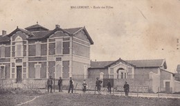 13 / MALLEMORT / ECOLE DES FILLES - Mallemort