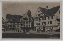 Dornbirn - Marktplatz, Gasthof Zum Hirschen, Belebt - Photo: C. Risch-Lau - Dornbirn