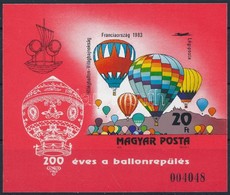 ** 1983 200 éves A Ballonrepülés Vágott Blokk (8.000) - Sonstige & Ohne Zuordnung