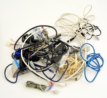 Sok Működő  Kábel (scart, Utp, Koax Telefon, Alaplap Ventilátor, Monitor Kábel, Stb),   Több Mint 15 Db - Sonstige & Ohne Zuordnung