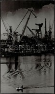 1976 Újpesti Hajógyár, Jelzés Nélküli Vintage Fotó, Kasírozva, 39x23 Cm - Sonstige & Ohne Zuordnung