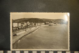 Cp, 06, NICE, Quai Des Etats Unis , Le Chateau Au Fond Le Mont Alban - Panorama's