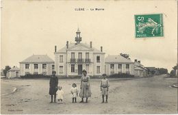 Cléré - La Mairie - Cléré-les-Pins