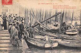 Le Pouliguen       44       Bateaux De Pêche Au Port     (voir Scan ) - Le Pouliguen