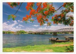 Viet-Nam---- HUE -- Pont  Trang   Traversant La Rivière Des Parfums - Viêt-Nam