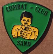 COMBAT - CLUB - SAND - ARME - GUN - PISTOLET -            (19) - Policia