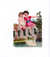 Découpi  Ancien Gaufré Couple Fillettes Sur La Balustrade Et Cygne En Balade (9,5 X 12 Cm) BE - Enfants