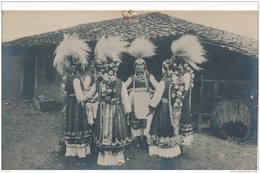 CPA SERBIE Carte-photo ÜSKÜB Costume De Fête Des Femmes Serbes - Serbien