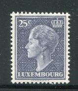 LUXEMBOURG- Y&T N°415- Neuf Avec Charnière * - 1948-58 Charlotte De Profil à Gauche