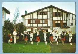 E076  CP  URRUGNE (Pyrénées Atlantiques) GROUPE FOLKLORIQUE "AÏROSKI" - FANDANGO - Danse Populaire Des Deux Versants Pyr - Urrugne