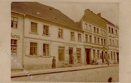 BERUFE/GESCHÄFTE- Foto-Ak - Kolonialwaren-Handlung Franz Springstub Mit Vielen Emailschildern I-II - Werbepostkarten